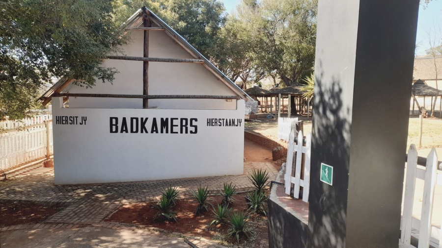 5 Bedroom Property for Sale in Hartbeespoort Rural North West
